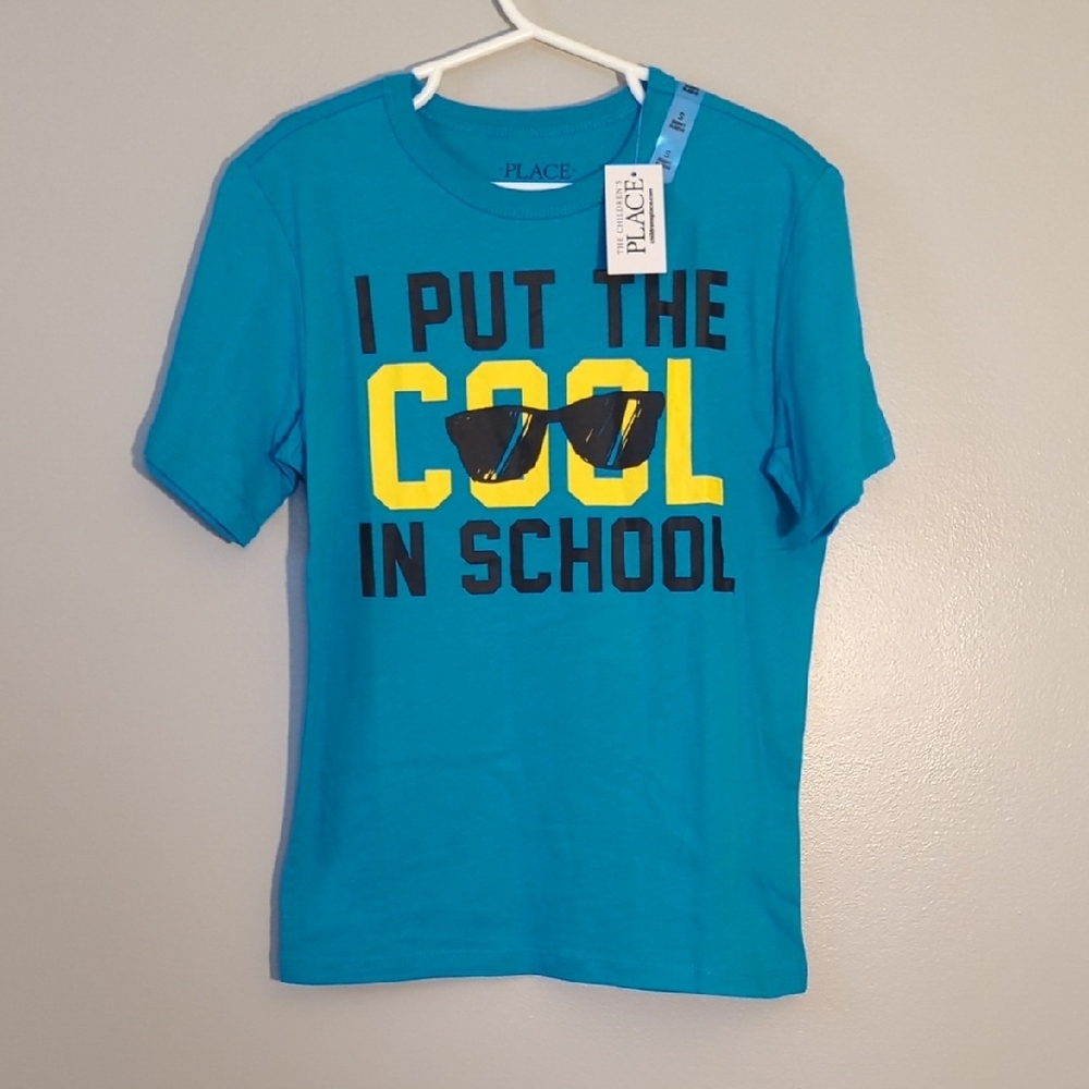NWT The Children's Place blue graphic tee, size S